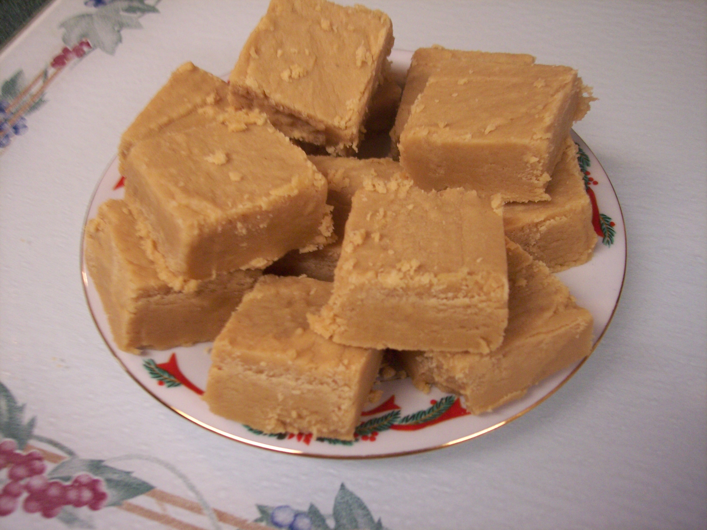 PEANUT BUTTER FUDGE